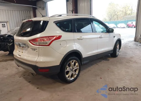 2014 Ford Escape Titanium z USA, uszkodzony, nr VIN 1FMCU9JX7EUC35881